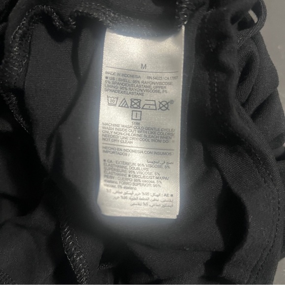 Old Navy Women’s Medium Black Mini Dress Spaghetti Straps Fit & Flare Casual - Picture 6 of 7